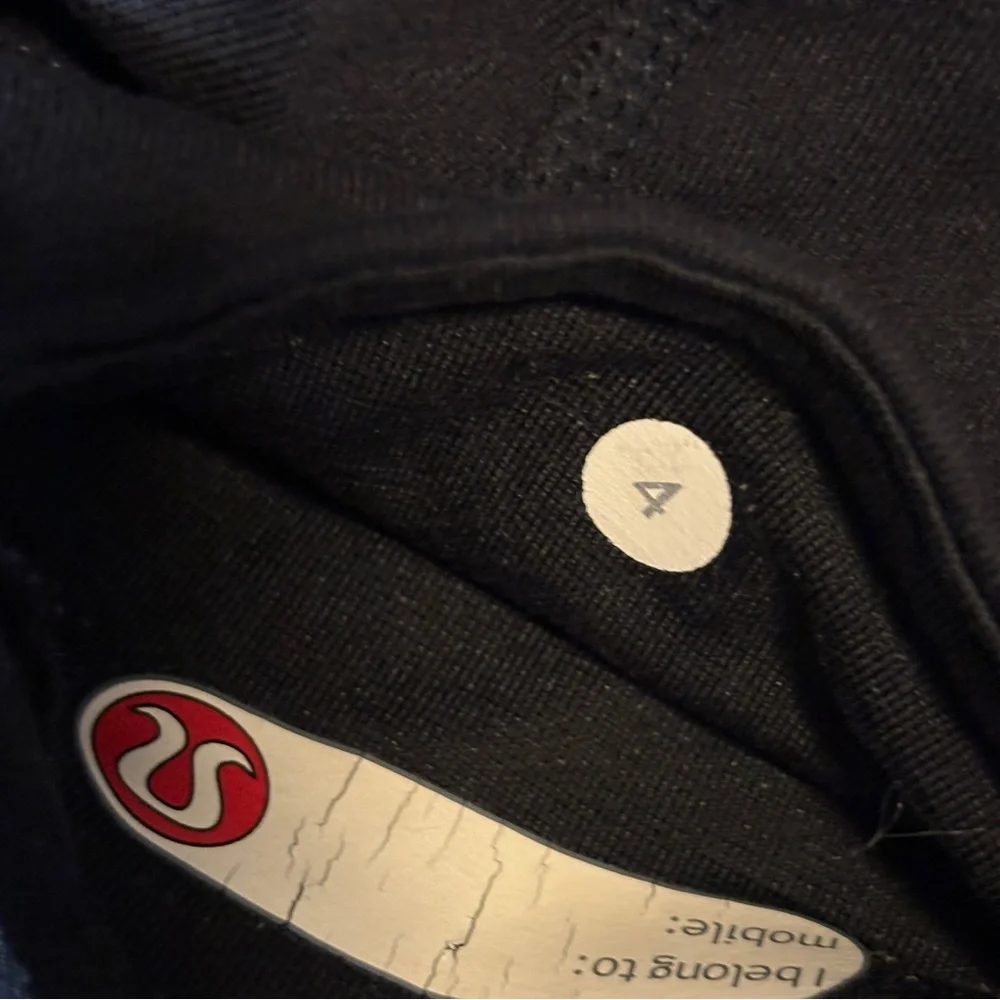 RARE vintage Lululemon flare bottom yoga pants size 4